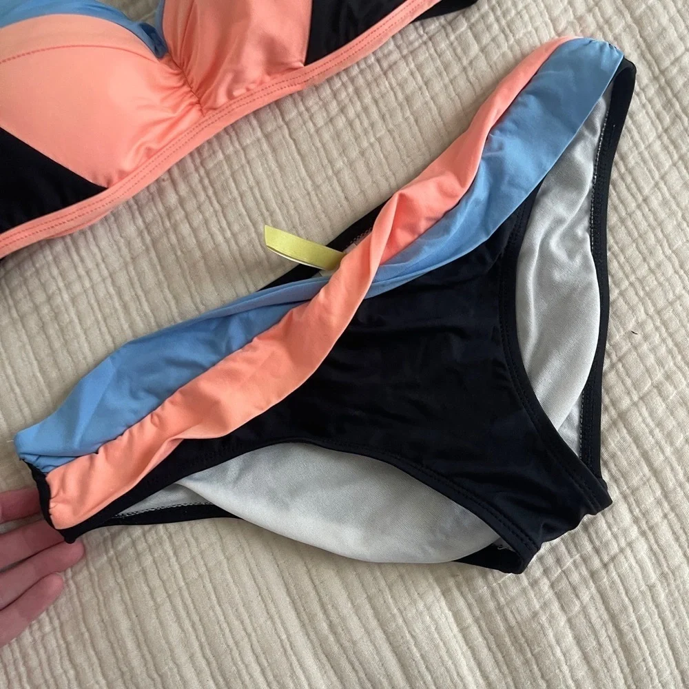 Gianni Bini Colorblock Bikini Set - Black, Blue, and Pink size S/M